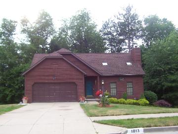 Exterior staining on this cedar siding in North Canton Ohio
